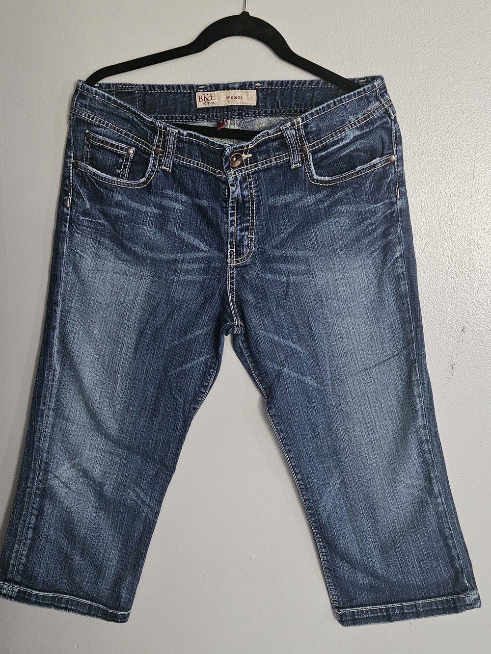 BKE Women’s Dark Blue Capri Jeans